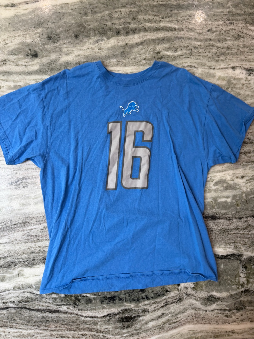 Detroit Lions Jared Goff Blue #16 Graphic Tee
Size XL